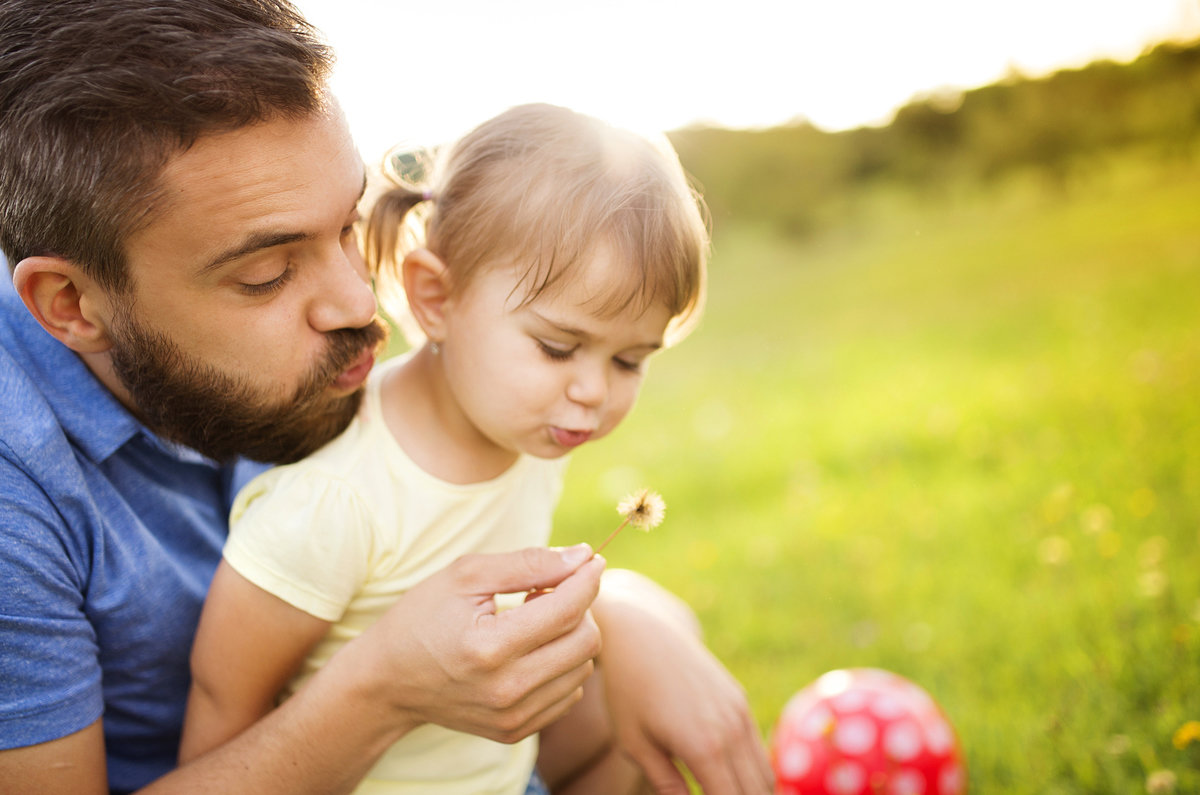 Step Dad Fucks Little Daughter